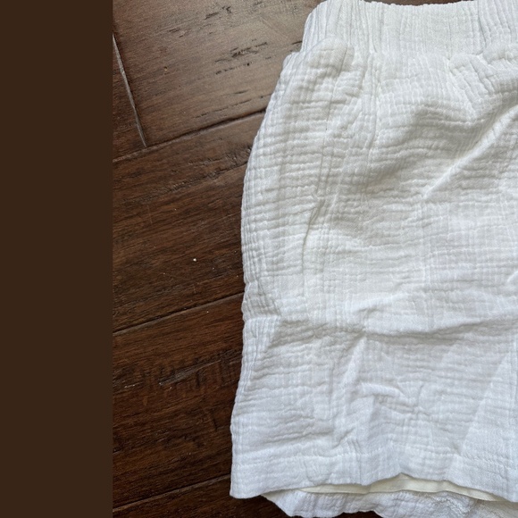 White Cotton Linen Shirt & Shorts Set - Picture 5 of 7